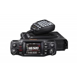 yaesu-ftm-200de.jpg